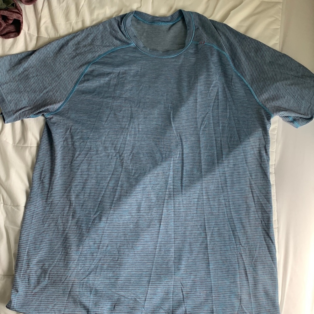 Mens large lulu lemon shirt